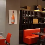 Hotel Ibis 2*