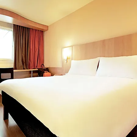 Ibis Girona