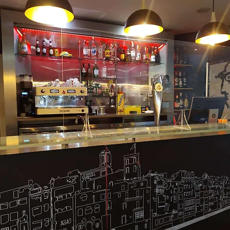 Ibis Girona