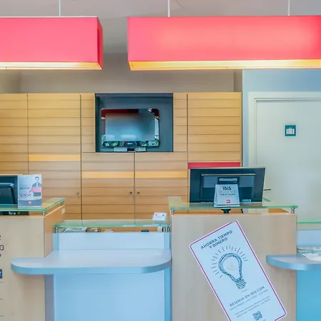 Ibis Girona