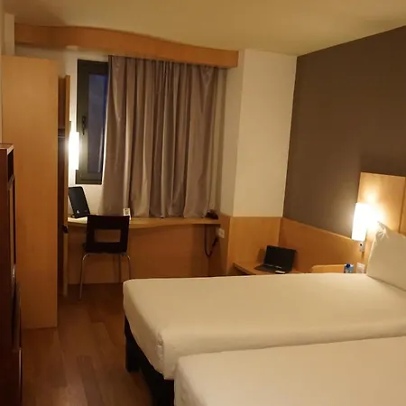 Ibis Otel 2*