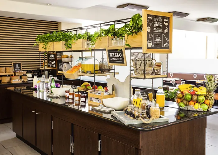 فندق Ibis خيرونا