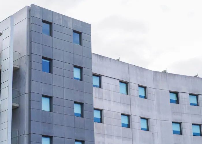 فندق Ibis خيرونا