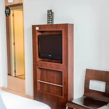 Ibis Hotel