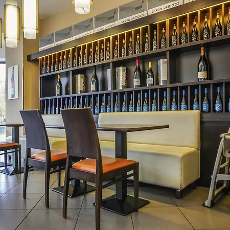 Ibis Szálloda 2*