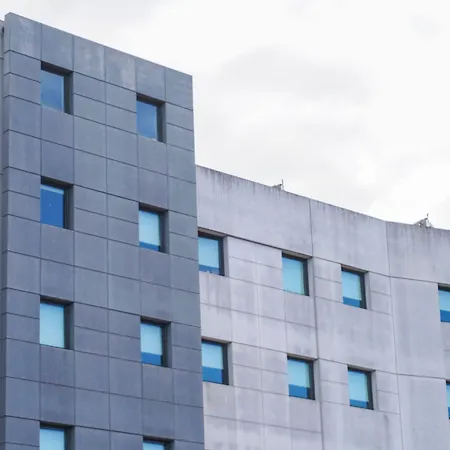 فندق Ibis خيرونا